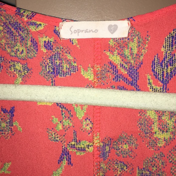 Tunic - Picture 2 of 4